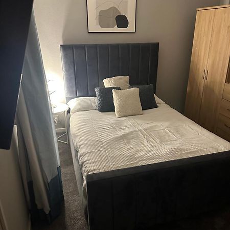La Mansion Bed and Breakfast Wednesbury Eksteriør billede