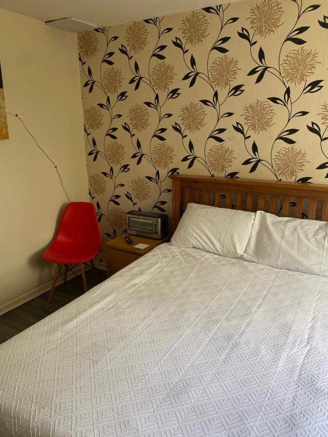 La Mansion Bed and Breakfast Wednesbury Eksteriør billede