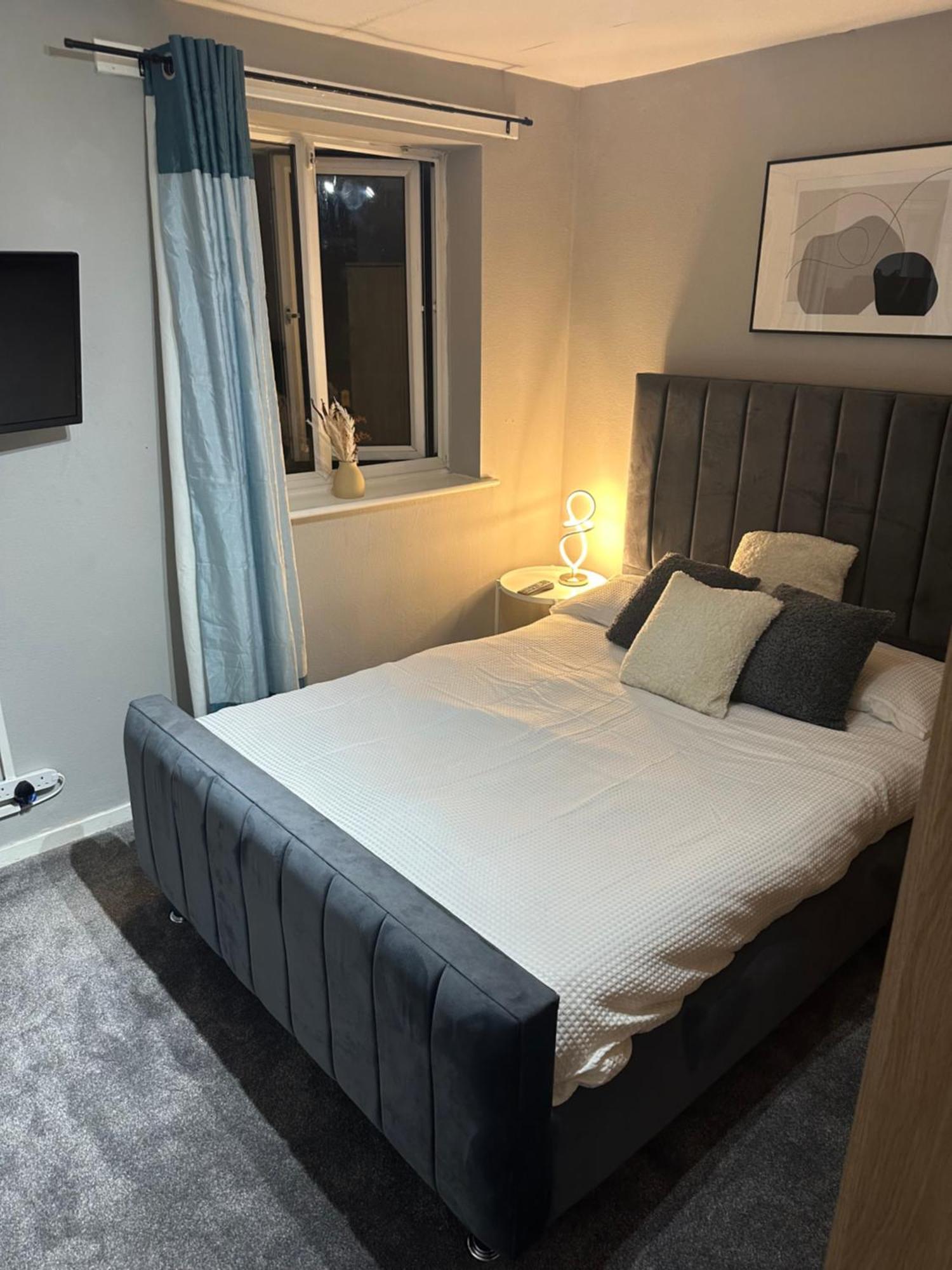 La Mansion Bed and Breakfast Wednesbury Eksteriør billede